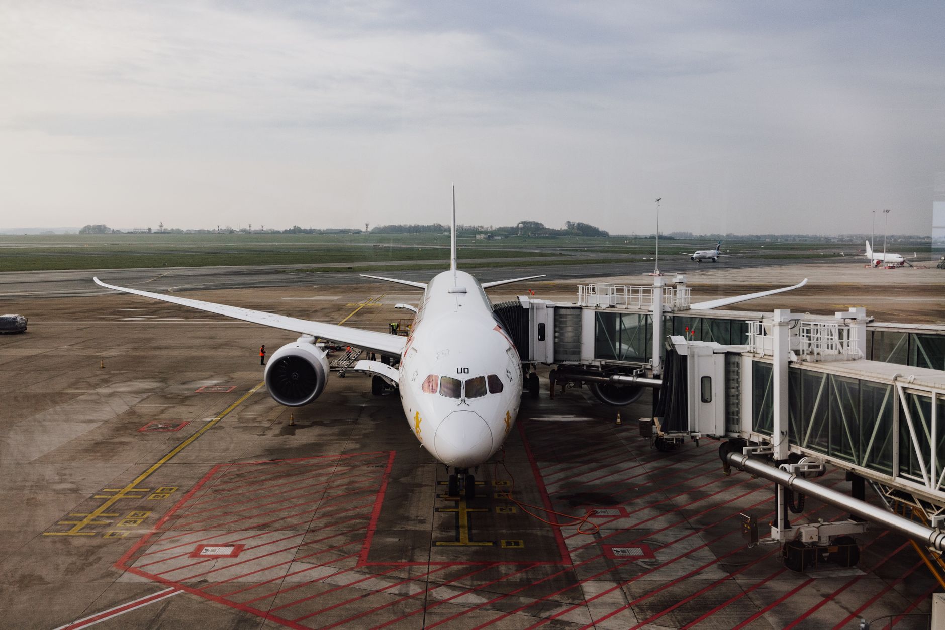 avion aéroport Nîmes